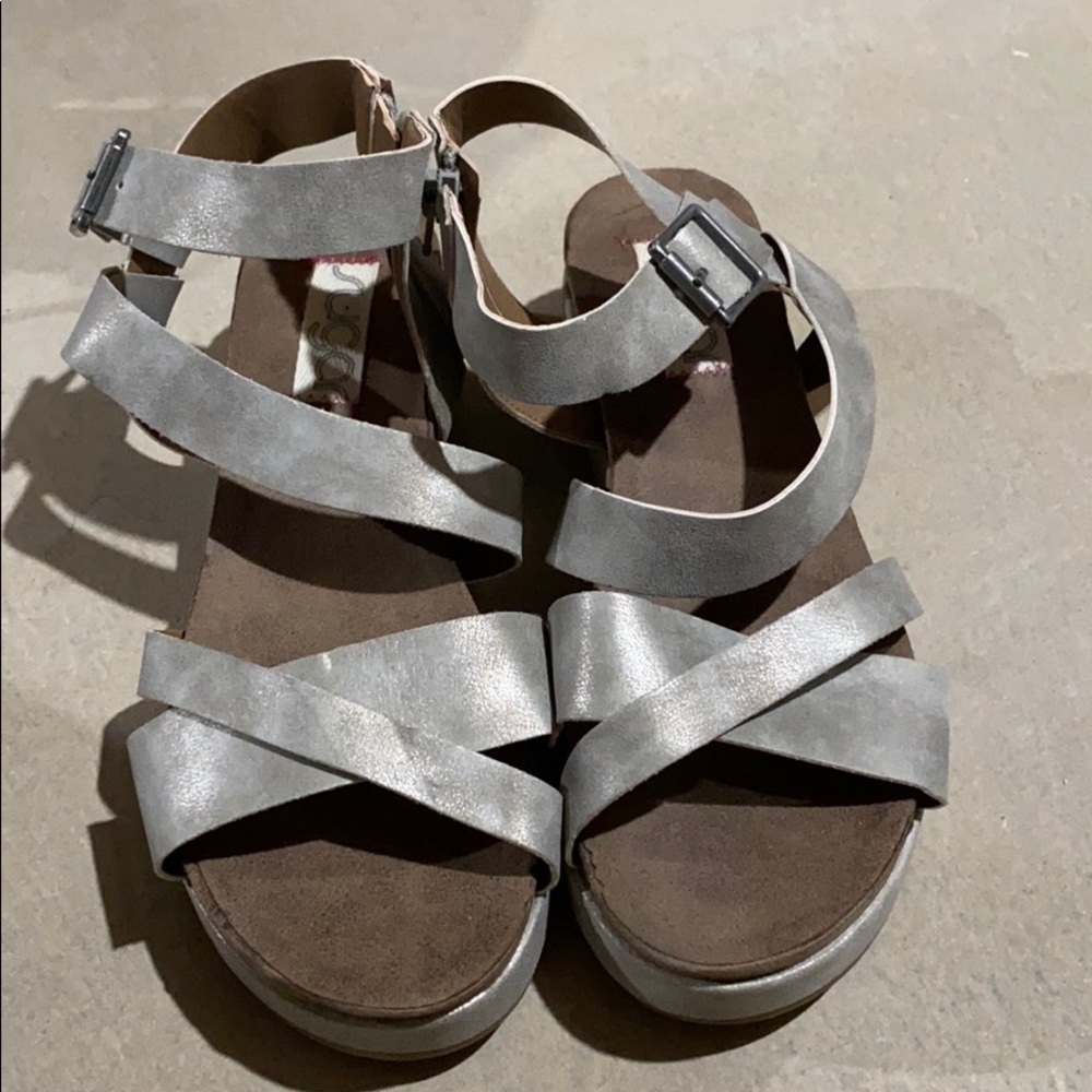 Sugar Grey Metallic Sandals 7